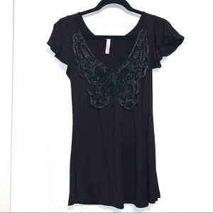 👁‍🗨7@$25👁‍🗨 Women’s Black Butterfly Blouse